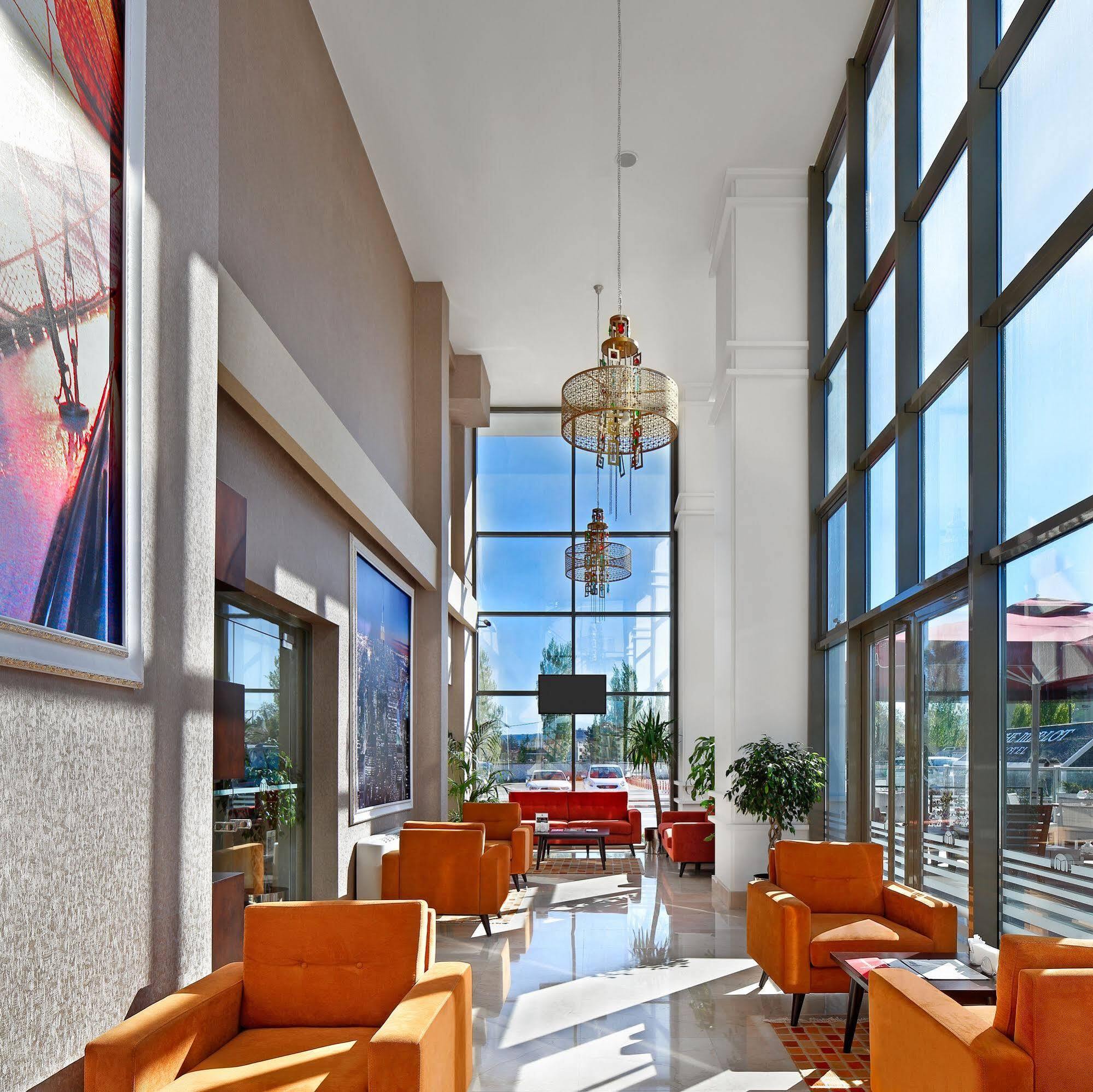 The Merlot Hotel Eskişehir Exterior foto